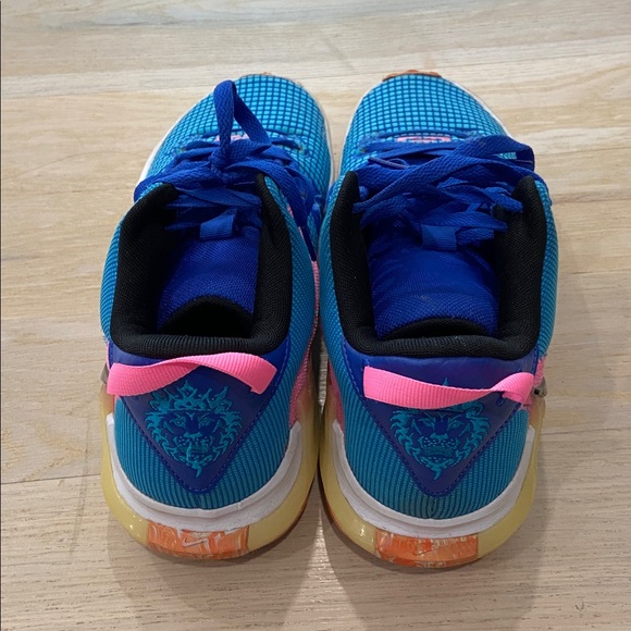 Mens Nike Basketball Shoes Lebron Witness size Men 10 - Picture 4 of 6